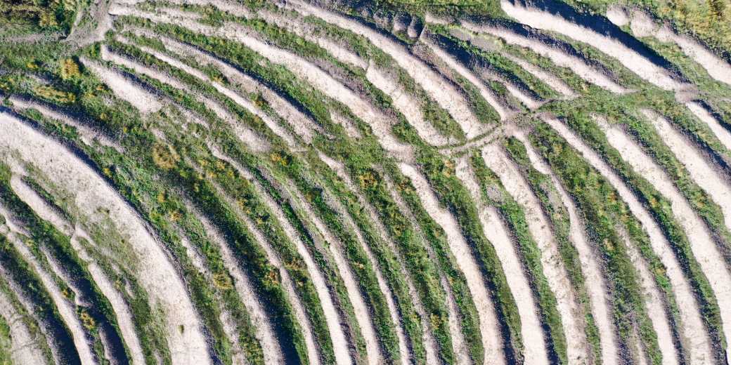 Pohled z dronu na lom ČSA.